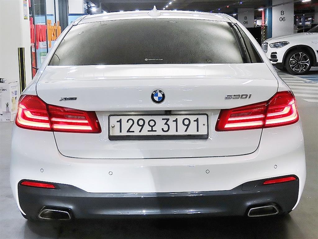 BMW 5 Series - Vista 5