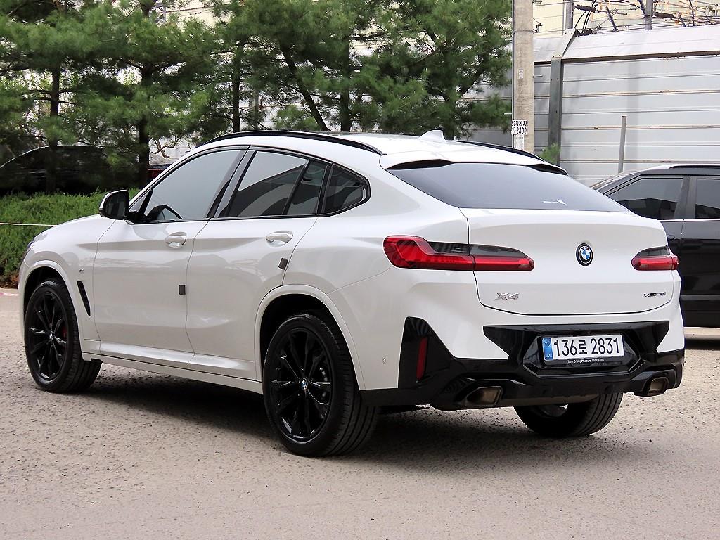 BMW X4 - Vista 3