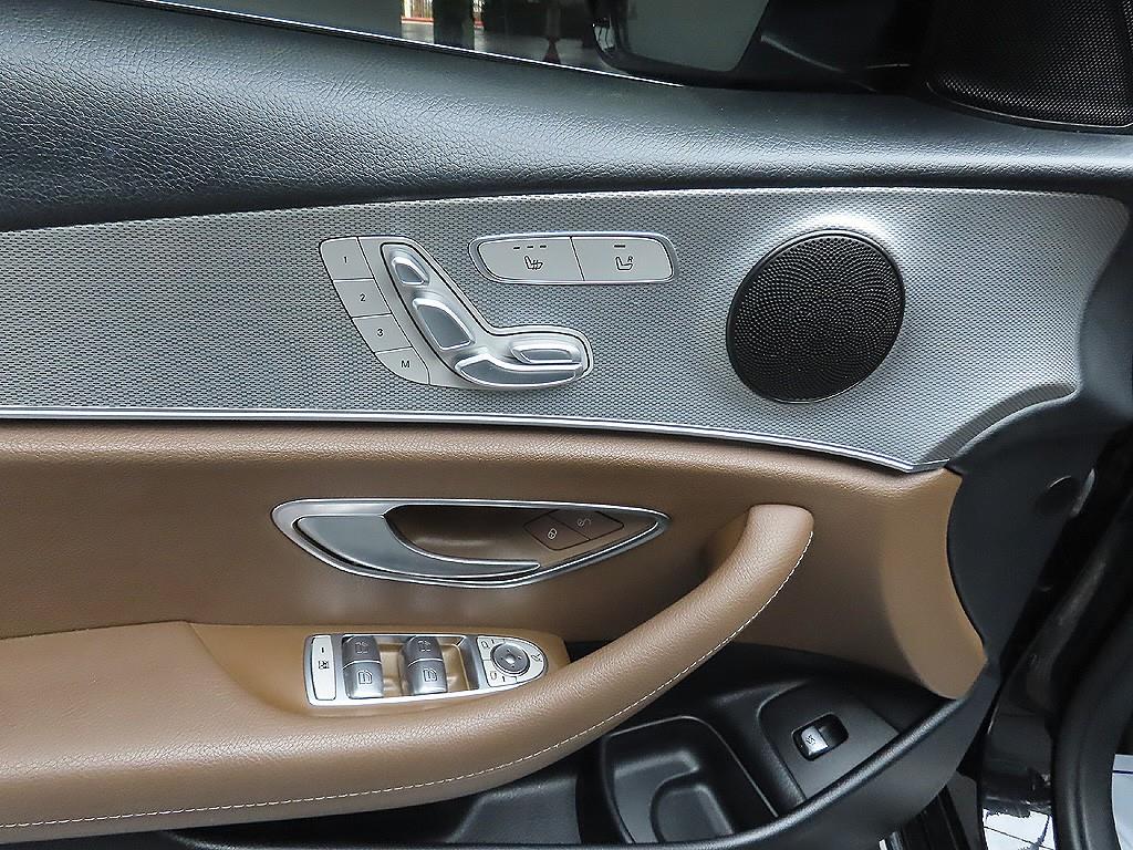 Mercedes Benz E class 2019 Negro - Importación desde Corea - HF Imports Iquique - Foto 10