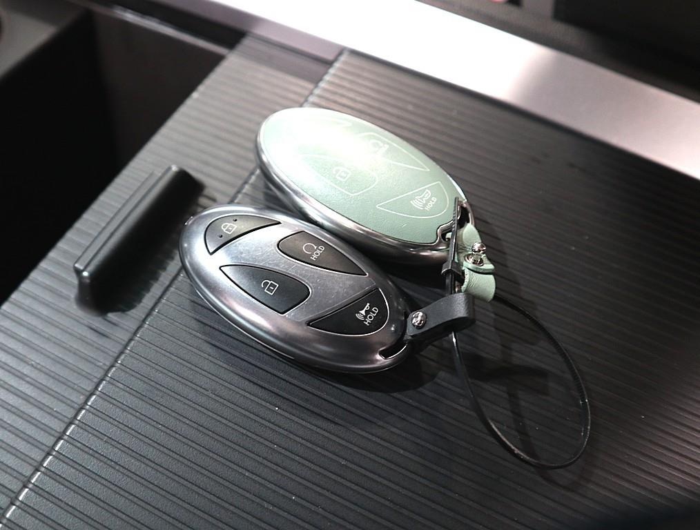 HYUNDAI Staria 2025 Blanco - Importación desde Corea - HF Imports Iquique - Foto 16