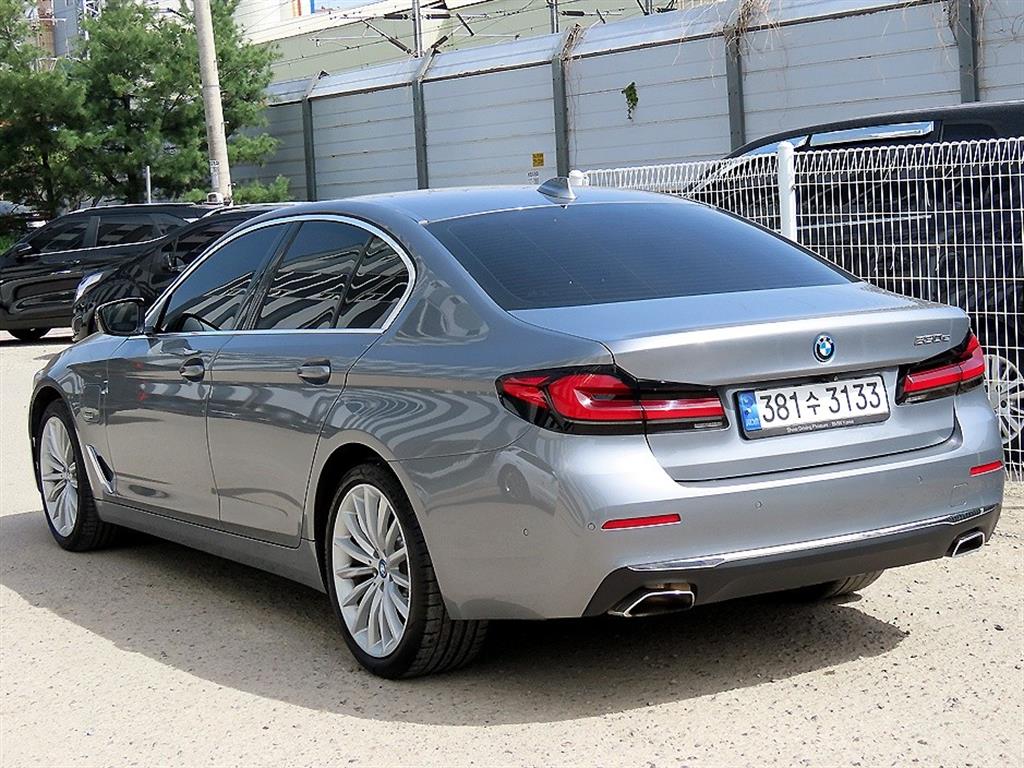BMW 5 Series - Vista 3