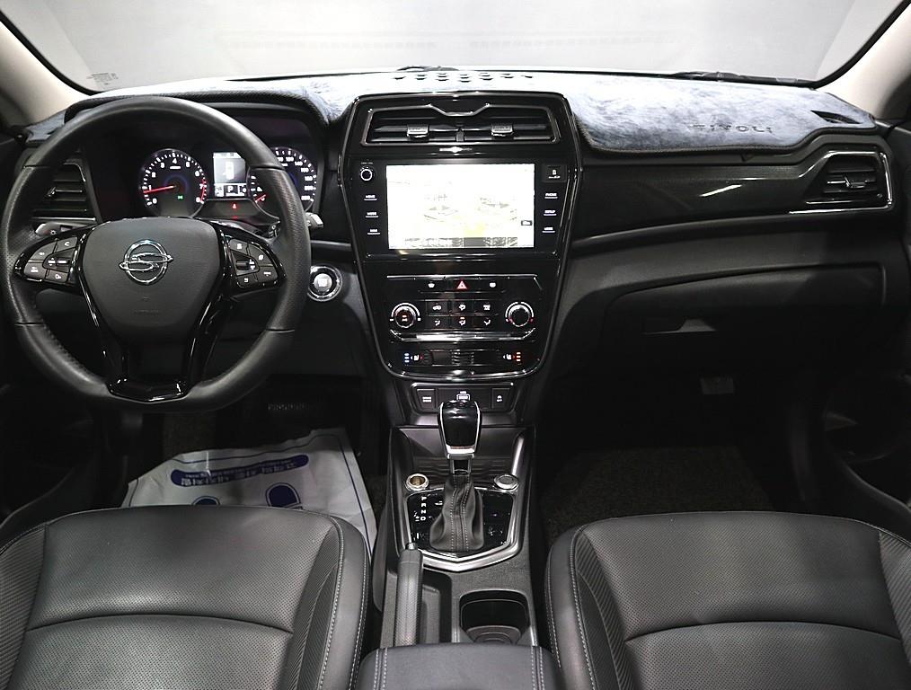 Ssangyong Tivoli - Vista 5