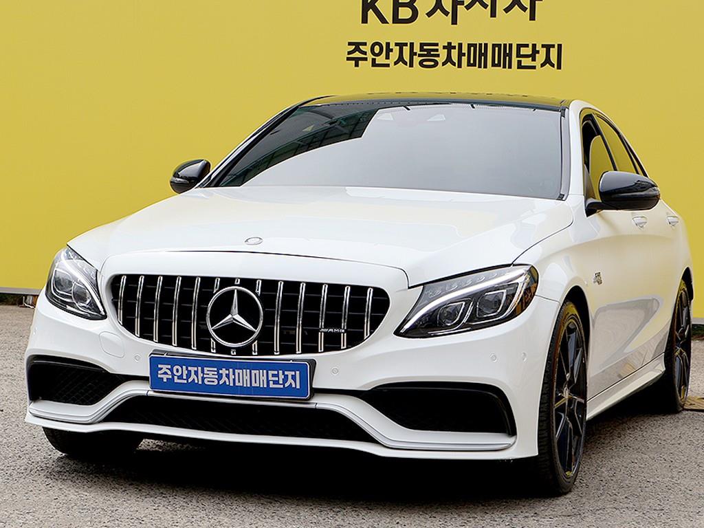 Mercedes Benz C Class - Vista 3