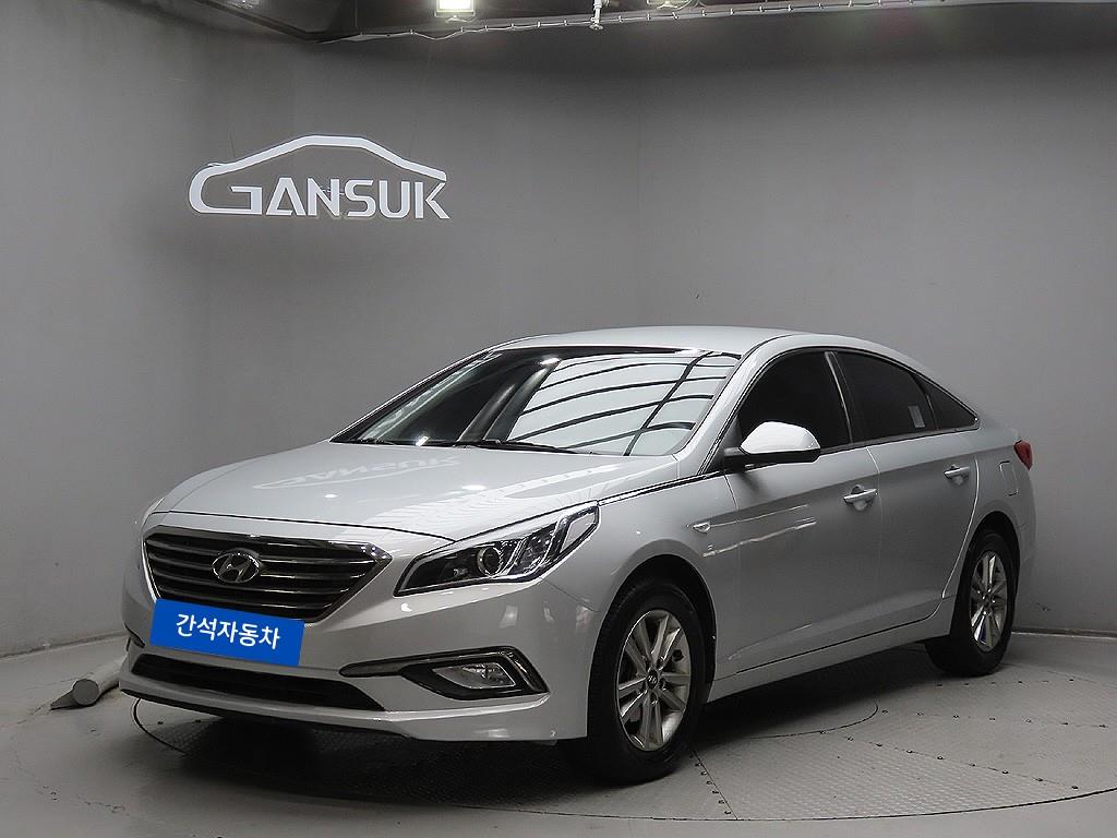 HYUNDAI Sonata - Vista 3