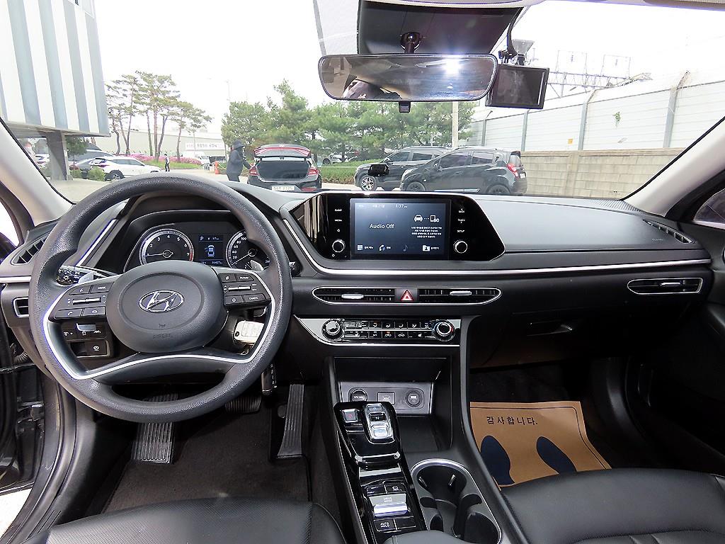 HYUNDAI Sonata - Vista 7