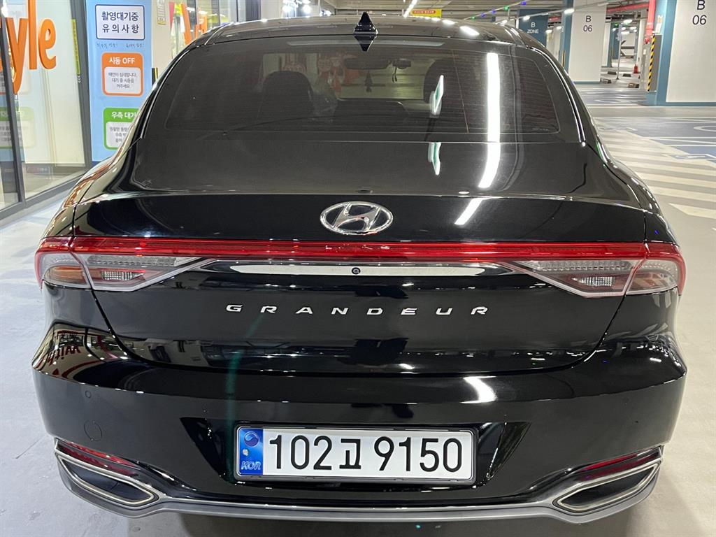 HYUNDAI Grandeur - Vista 5