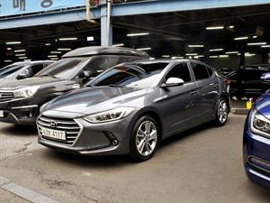 HYUNDAI Avante - Vista 4