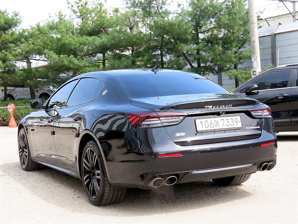 Maserati Quattroforte - Vista 3