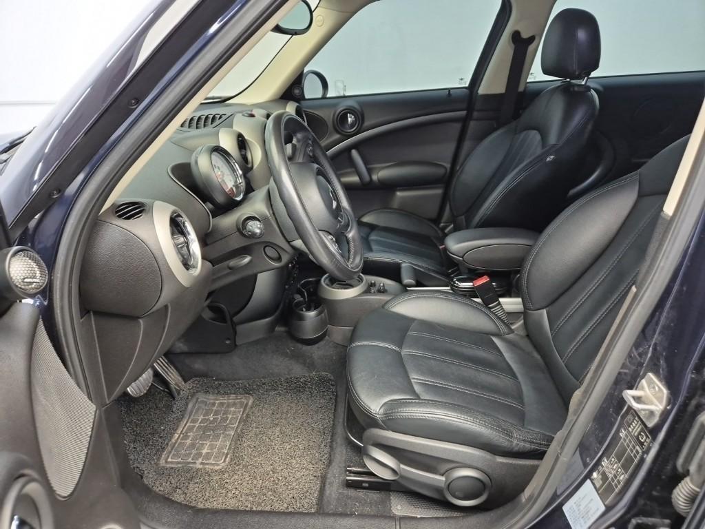 Mini Countryman - Vista 11