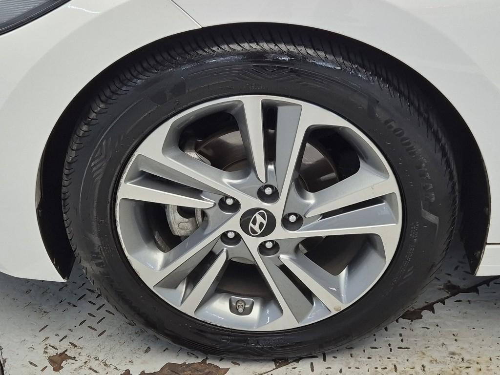HYUNDAI Avante 2017 Blanco - Importación desde Corea - HF Imports Iquique - Foto 20