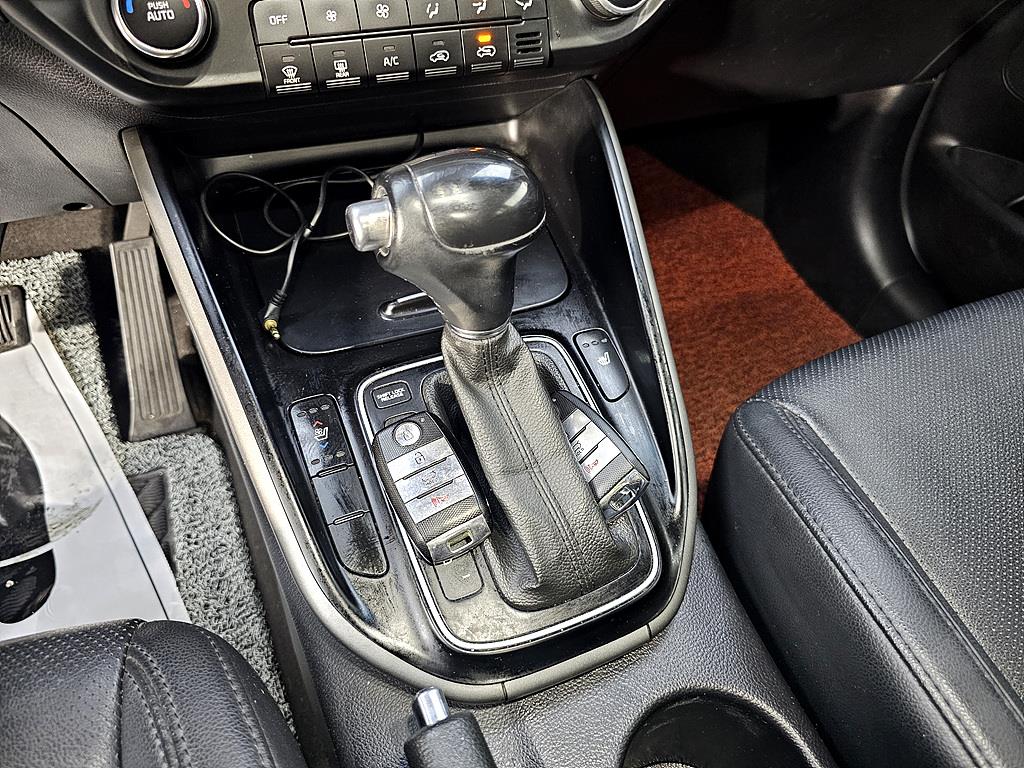 KIA Carens 2014 Blanco - Importación desde Corea - HF Imports Iquique - Foto 16