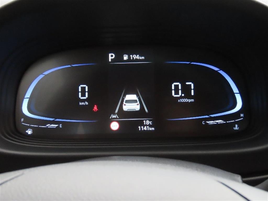 HYUNDAI Venue - Vista 9