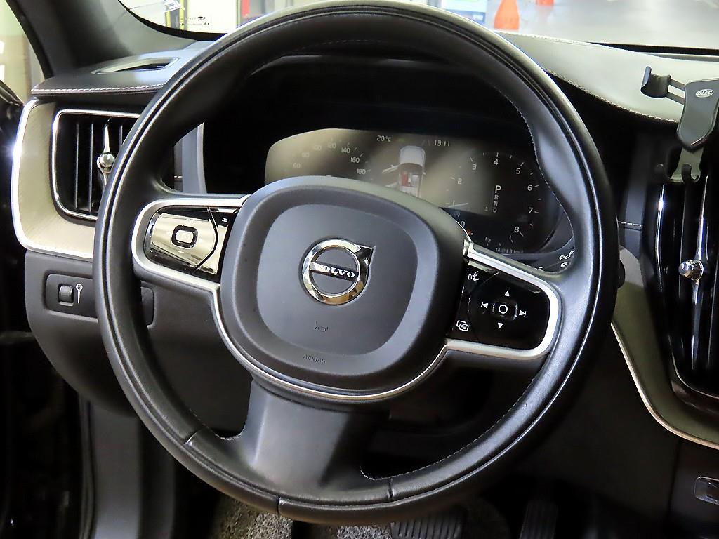 Volvo XC60 - Vista 8