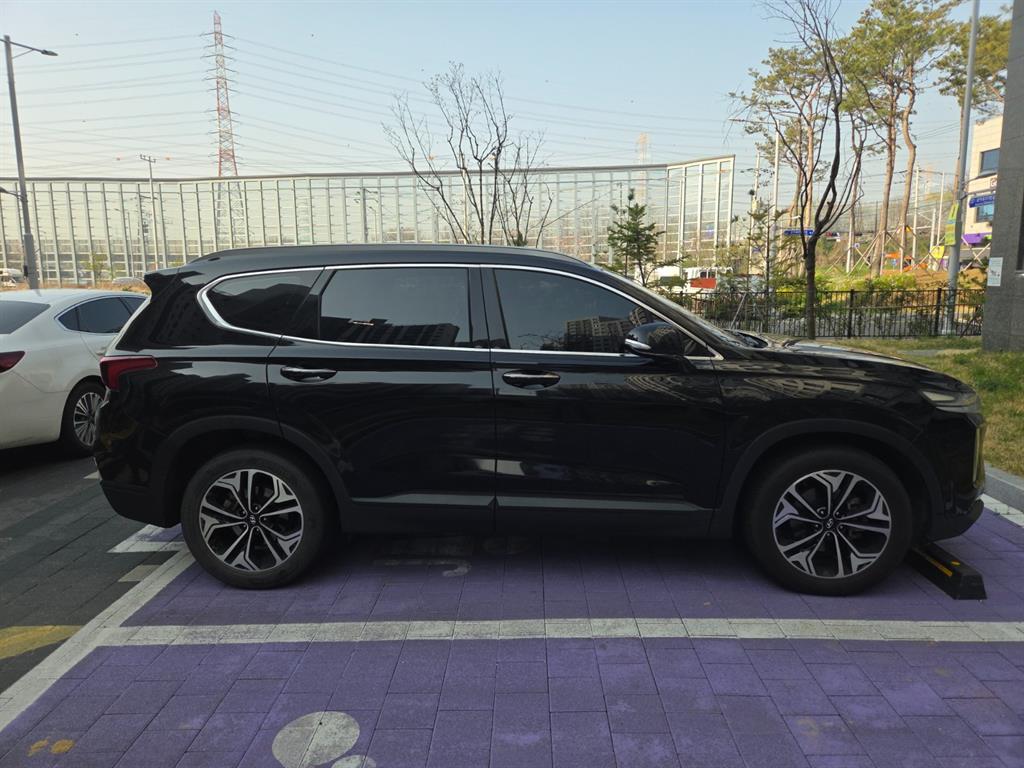 HYUNDAI Santa Fe - Vista 5