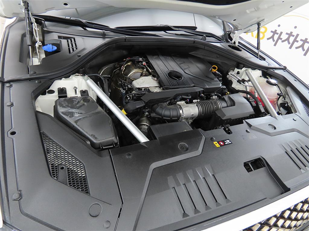 Genesis GV70 2021 Blanco - Importación desde Corea - HF Imports Iquique - Foto 19