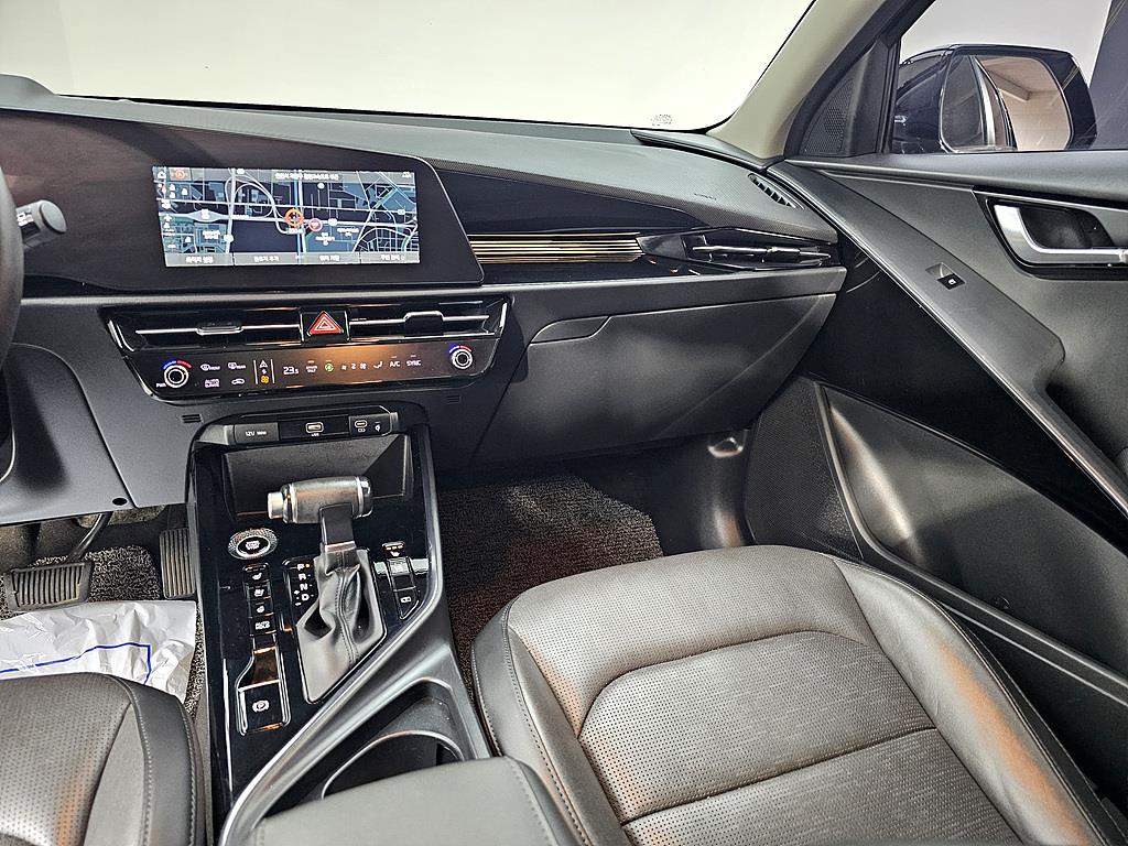 KIA Niro - Vista 10