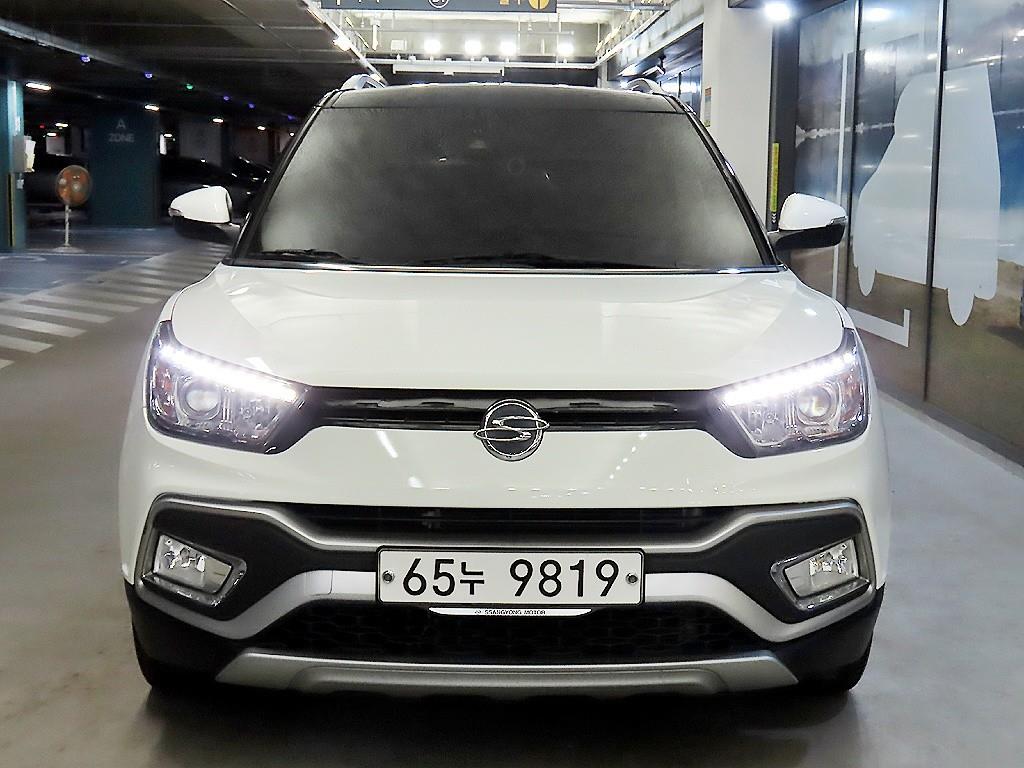 Ssangyong Tivoli - Vista 2