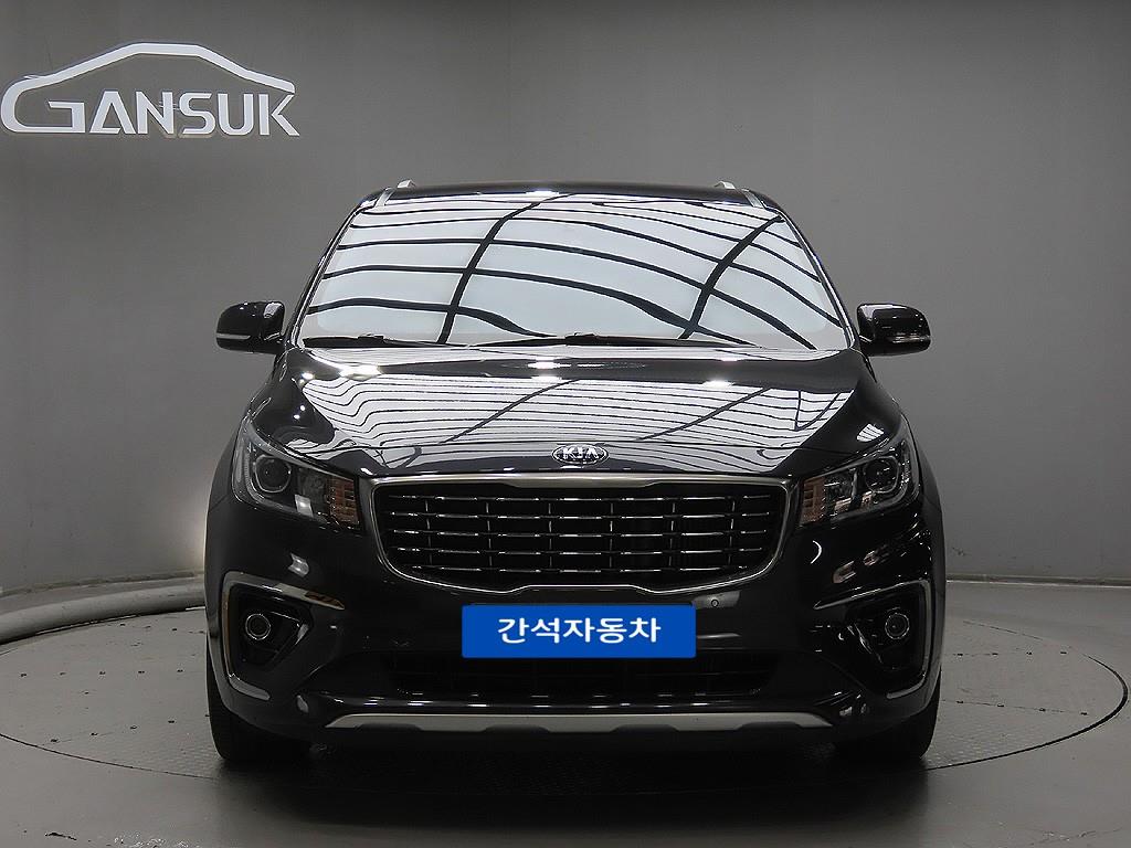 KIA Carnival 2019 Gris - Importación desde Corea - HF Imports Iquique - Foto 1