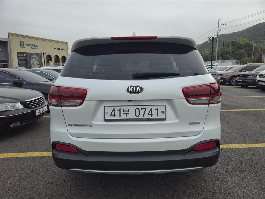 KIA Sorento - Vista 4