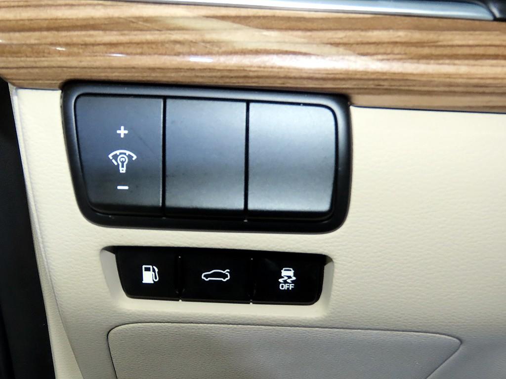 KIA K7 2016 Blanco - Importación desde Corea - HF Imports Iquique - Foto 13