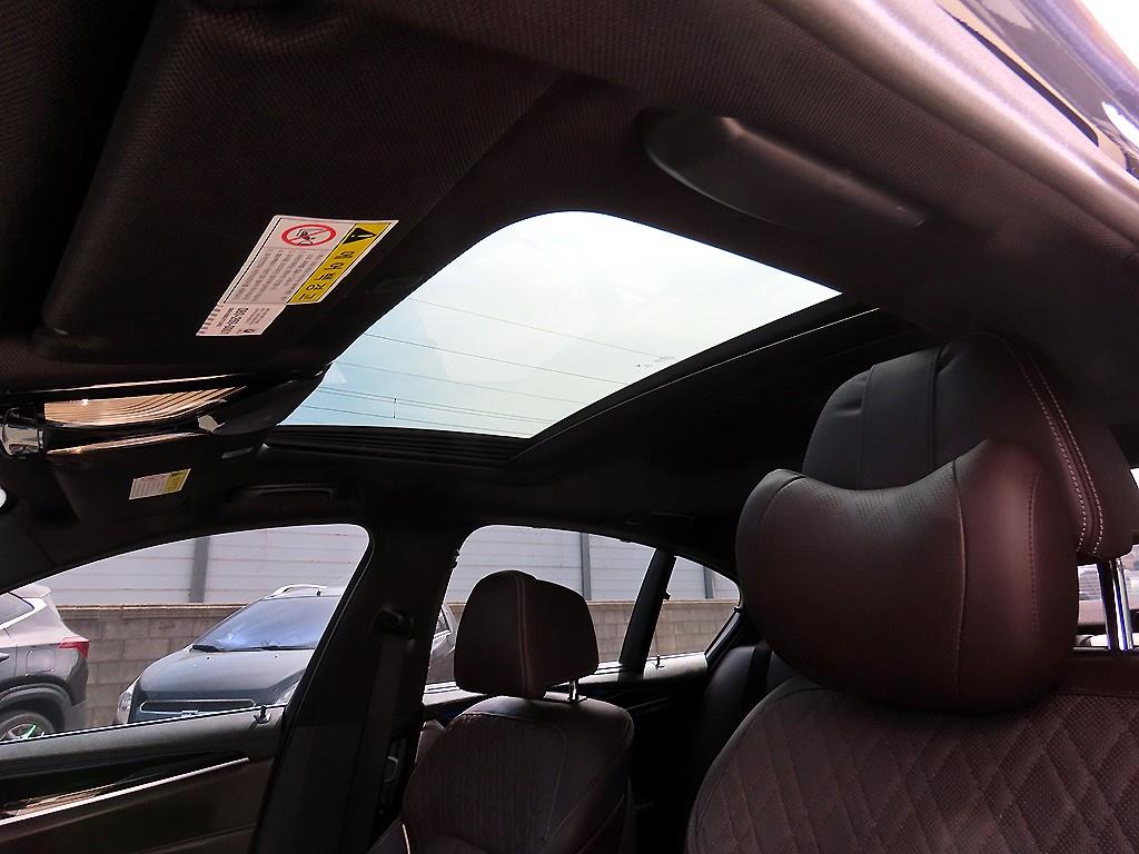 BMW 5 Series 2018 Negro - Importación desde Corea - HF Imports Iquique - Foto 17