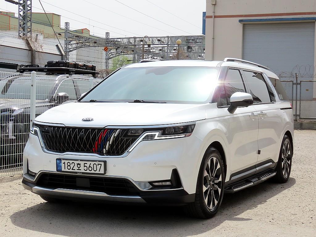 KIA Carnival - Vista 2