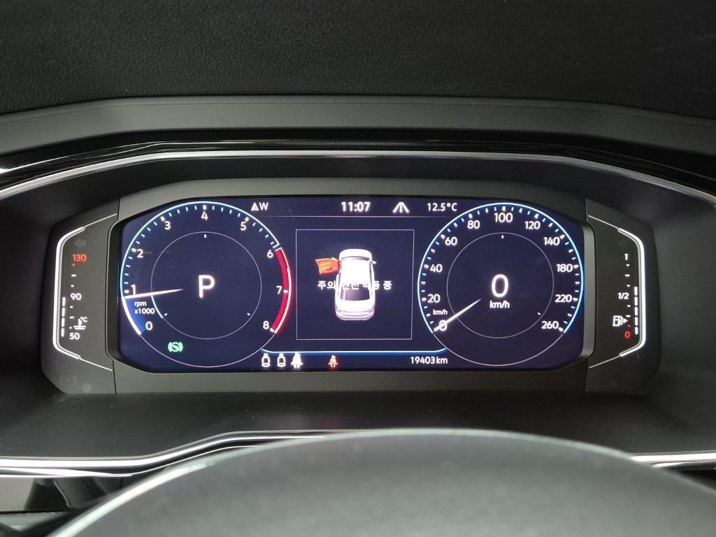 Volkswagen Jetta - Vista 5