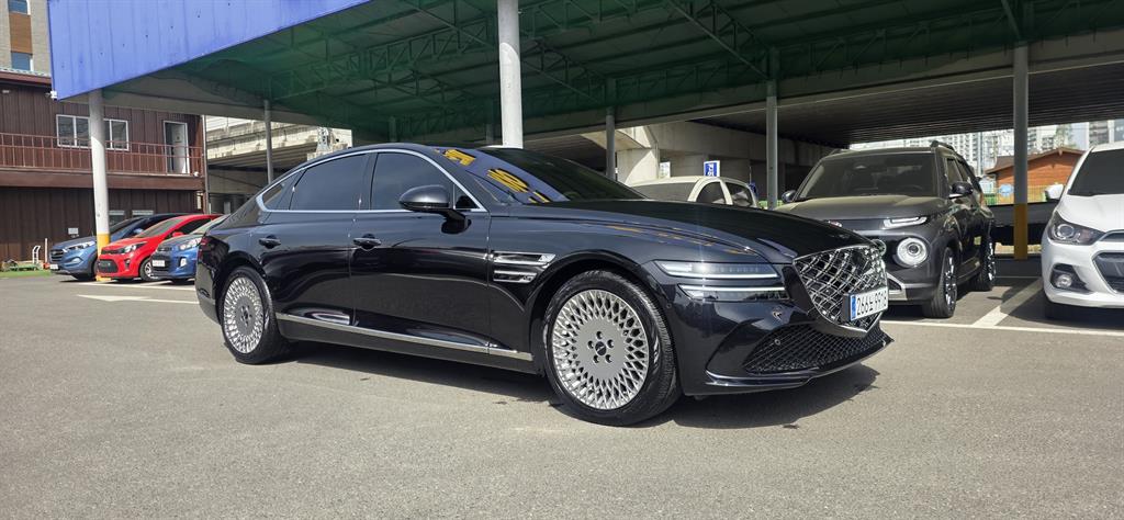 Genesis G80 - Vista 12