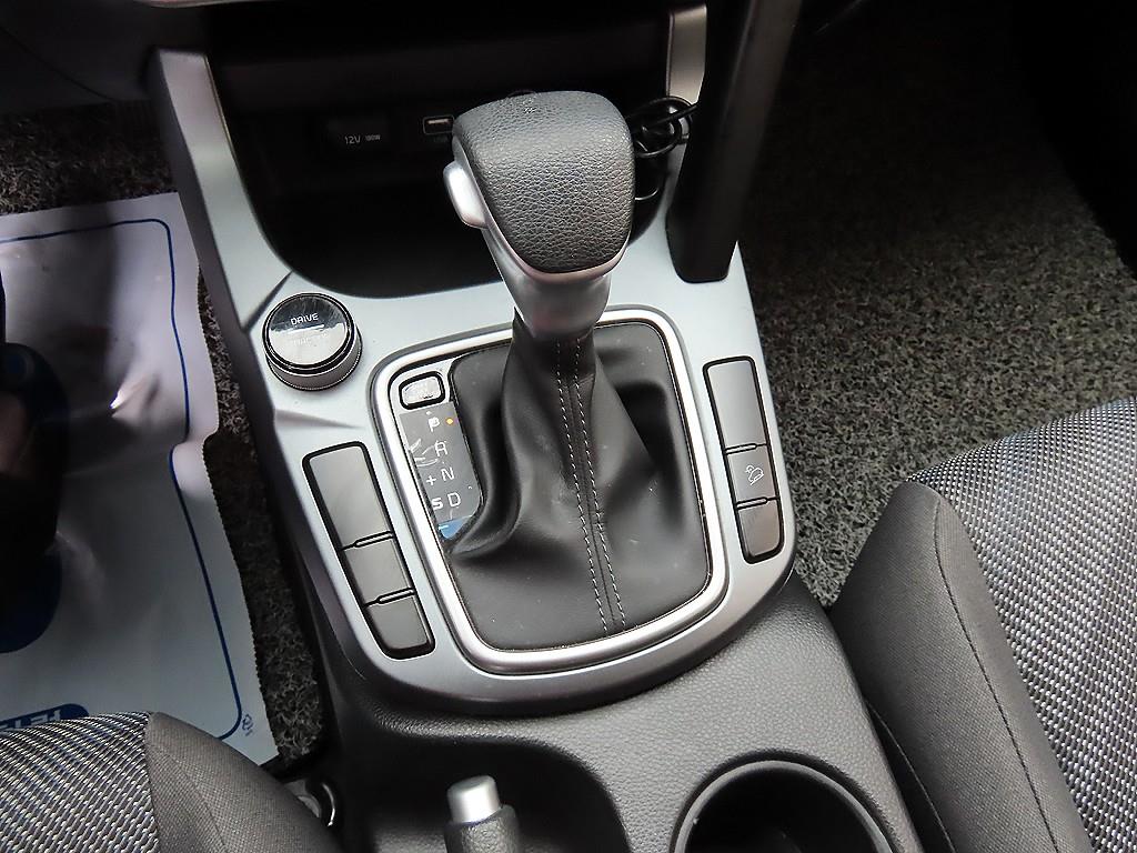 KIA Seltos - Vista 10