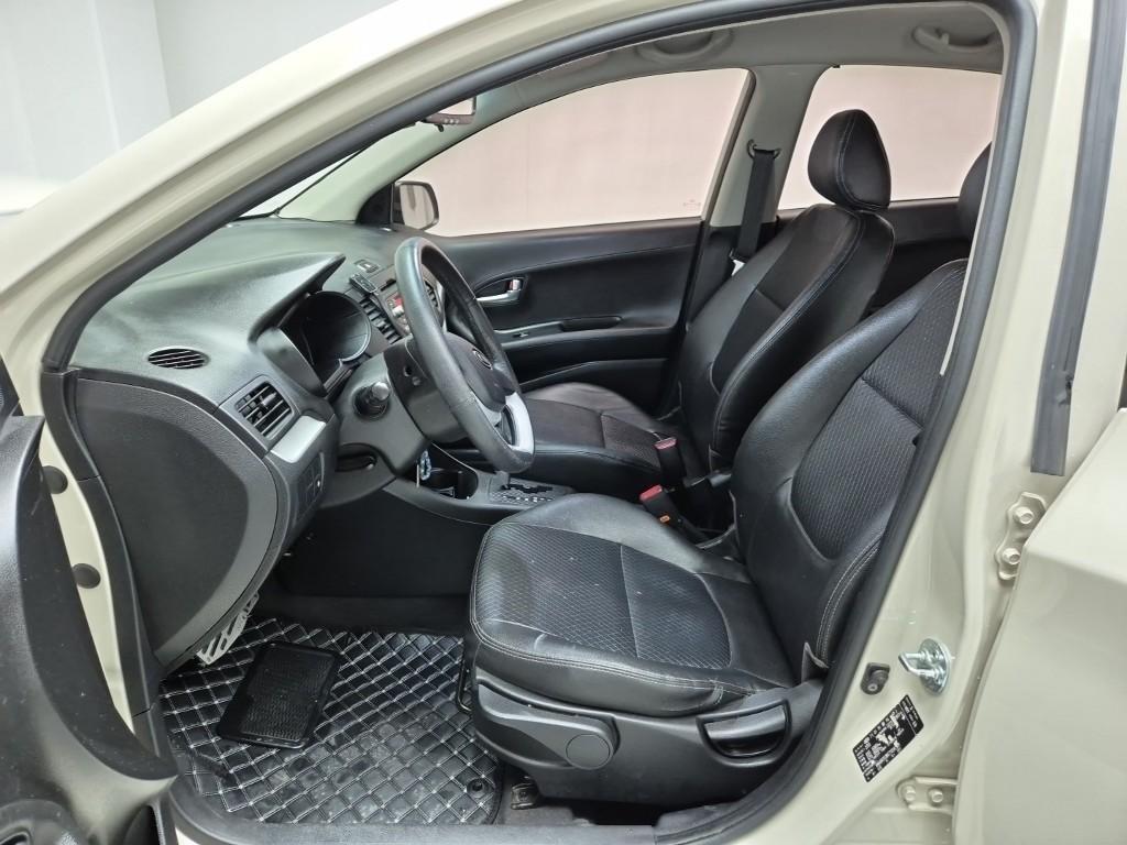 KIA Morning - Vista 11