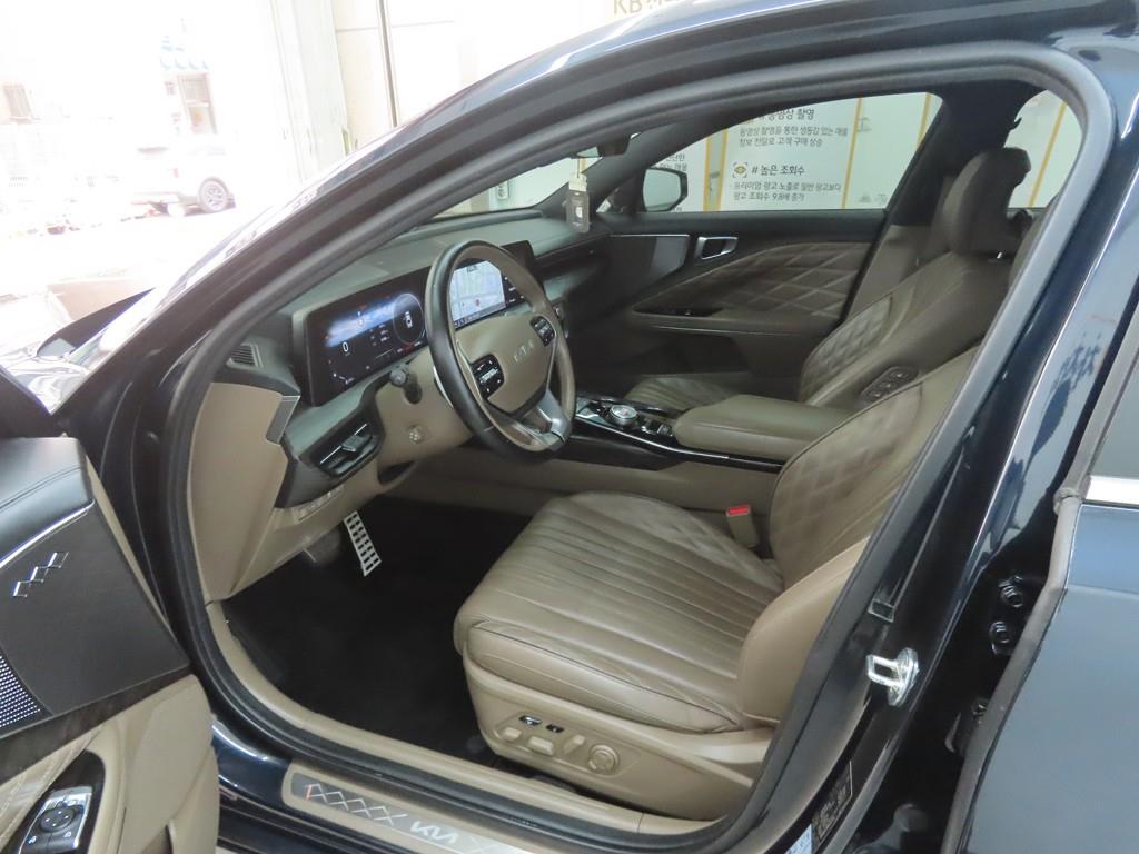 KIA K8 - Vista 5