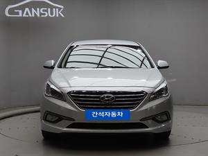 HYUNDAI Sonata - Vista 2