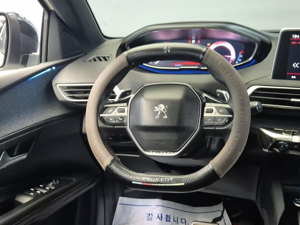 Peugeot 3008 - Vista 9