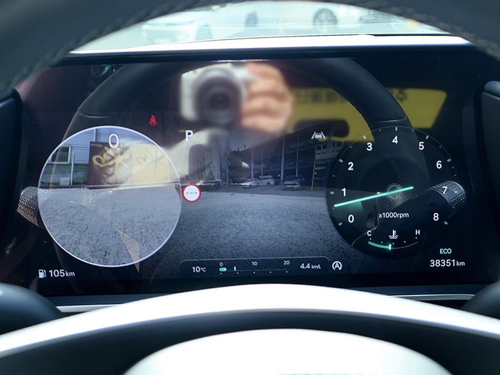 Genesis G90 - Vista 11