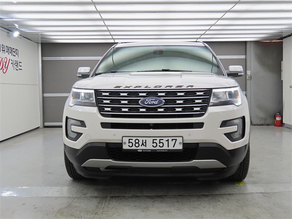 Ford Explorer - Vista 2