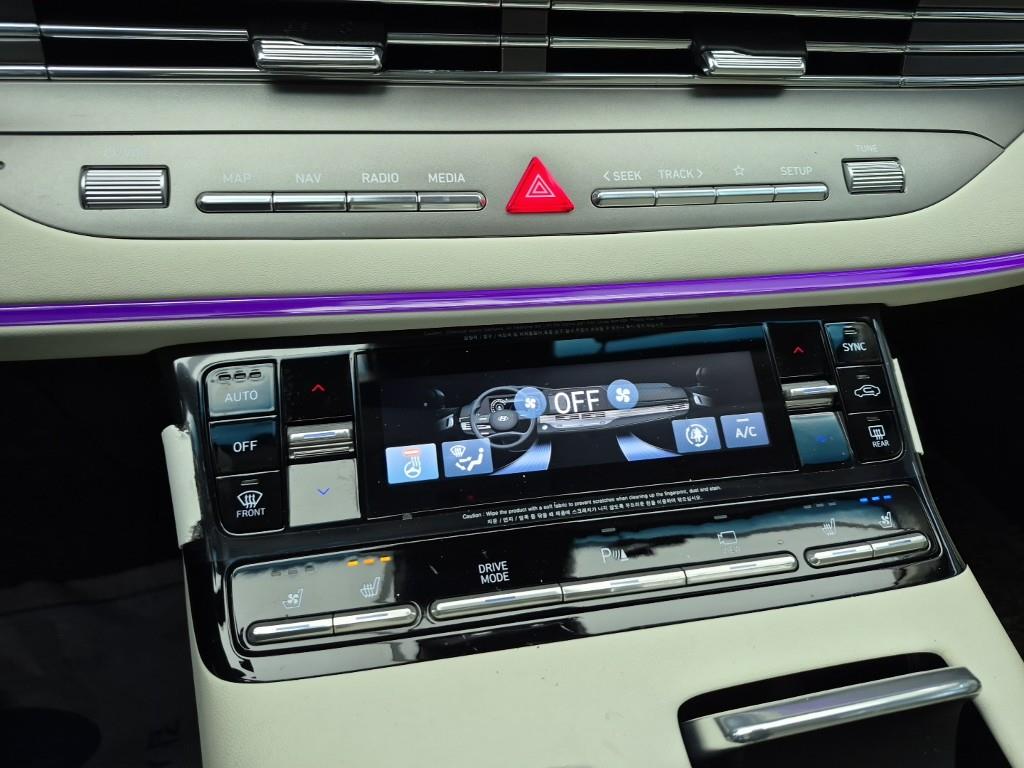 HYUNDAI Grandeur - Vista 10
