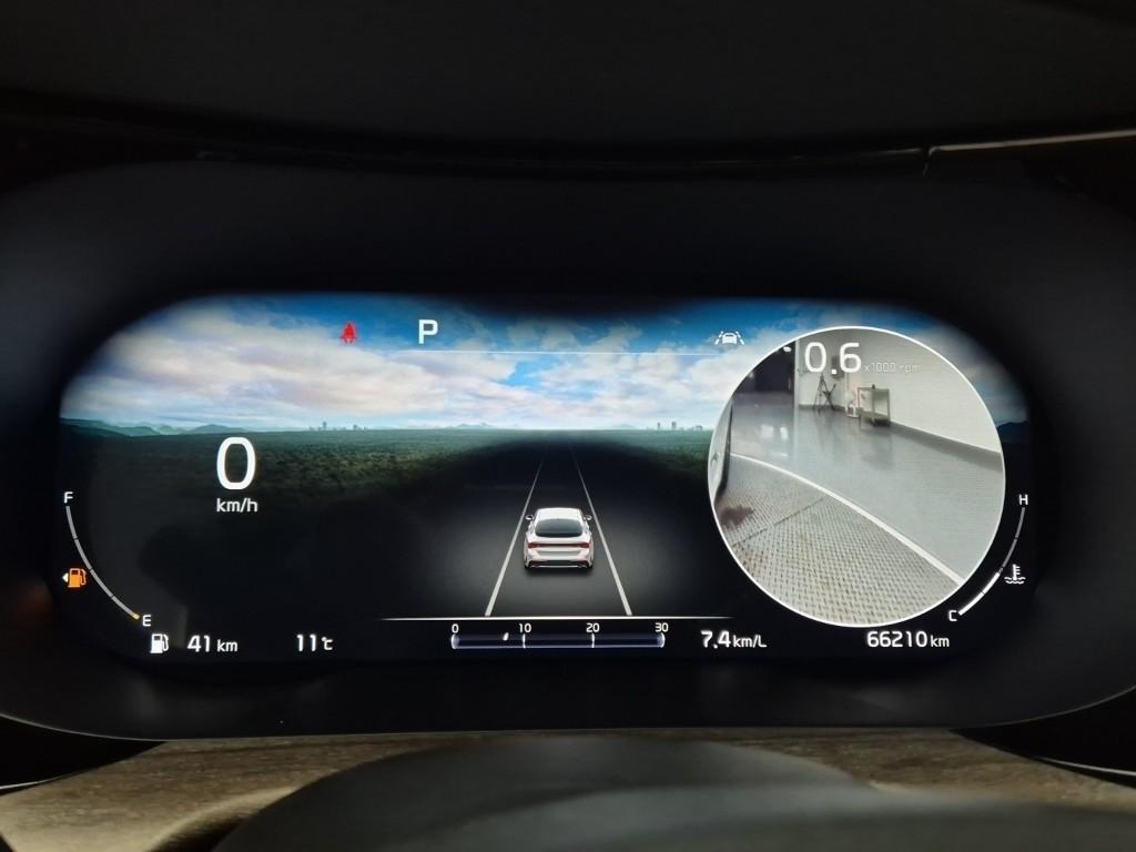 KIA K5 - Vista 6