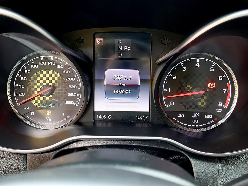 Mercedes Benz C Class - Vista 11