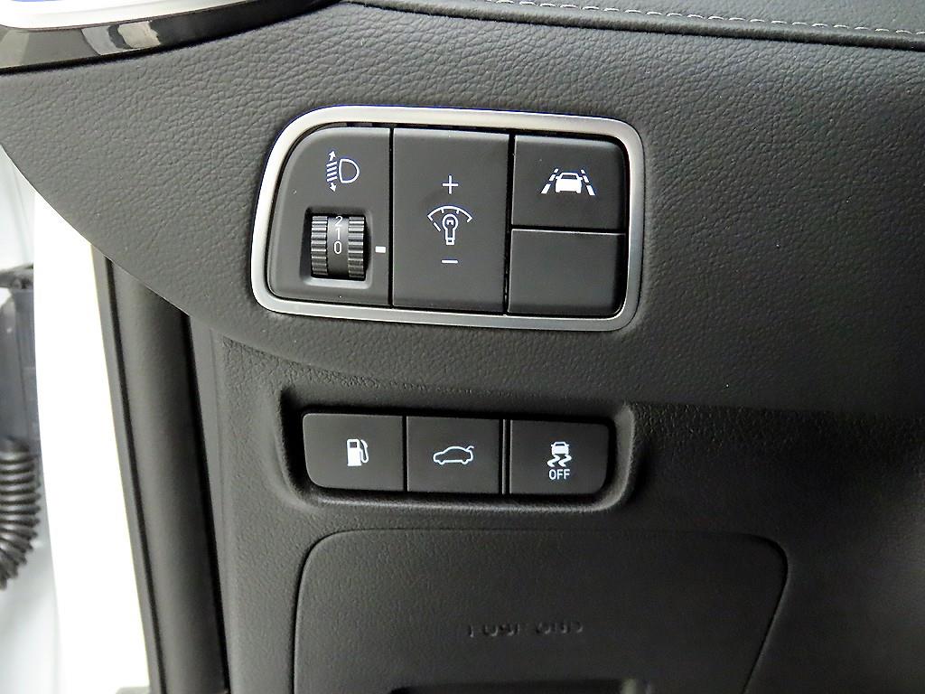 HYUNDAI Grandeur - Vista 12