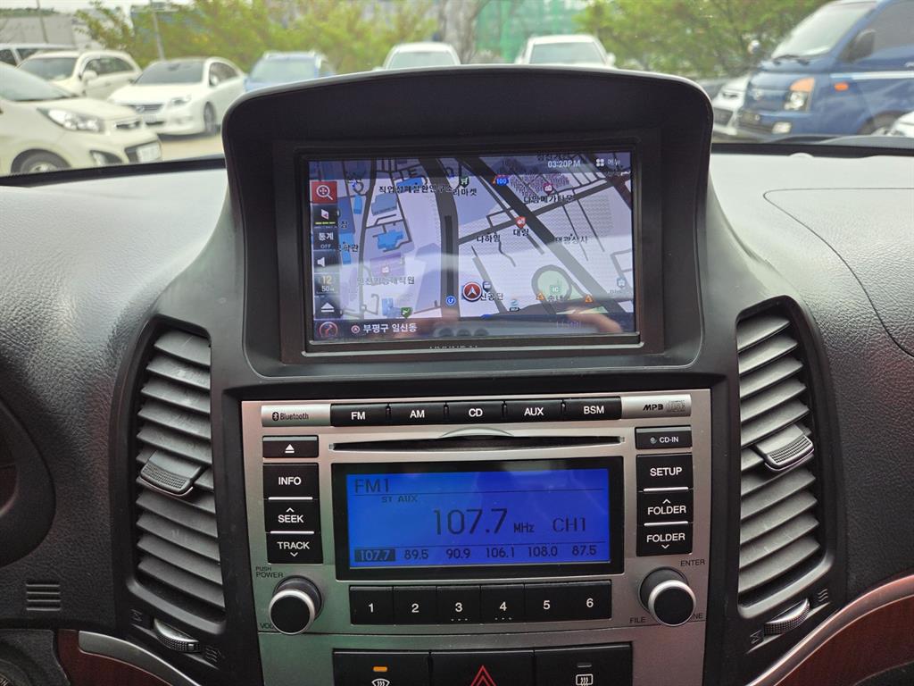 HYUNDAI Santa Fe - Vista 9