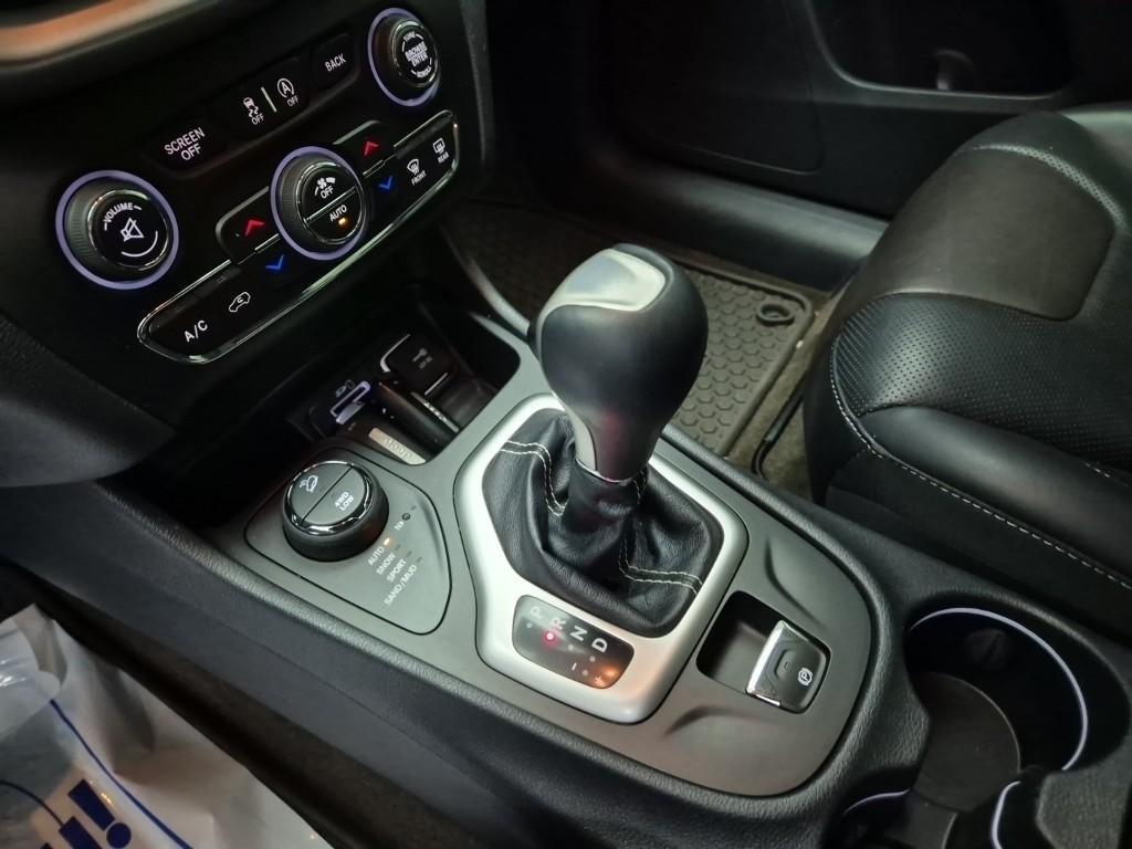 Jeep Cherokee - Vista 8