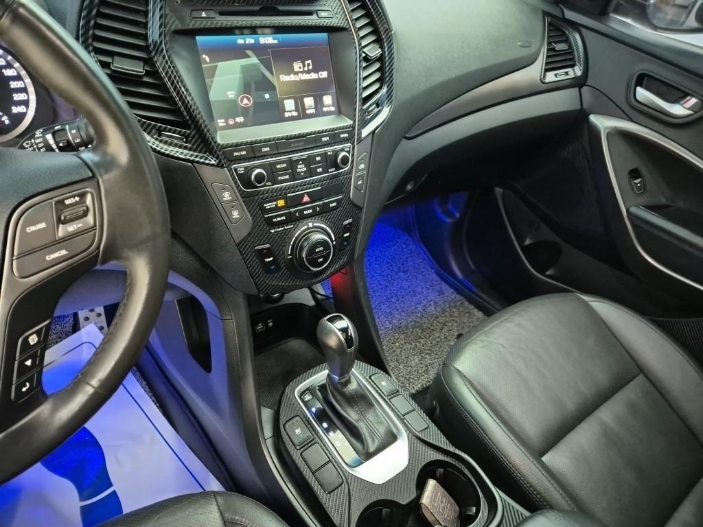 HYUNDAI Santa Fe - Vista 10