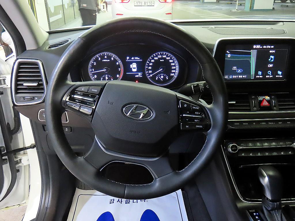 HYUNDAI Grandeur - Vista 8