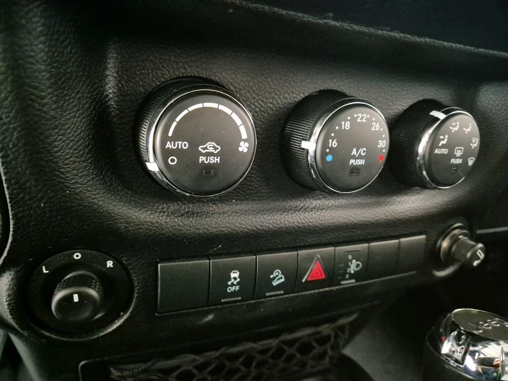 Jeep Wrangler 2013 Negro - Importación desde Corea - HF Imports Iquique - Foto 18
