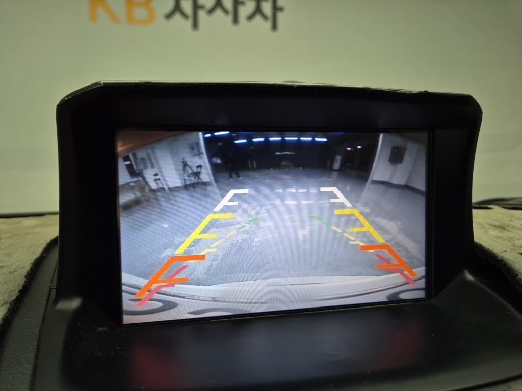 Ssangyong Tivoli 2016 Blanco - Importación desde Corea - HF Imports Iquique - Foto 14