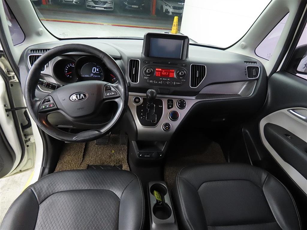 KIA Ray - Vista 5