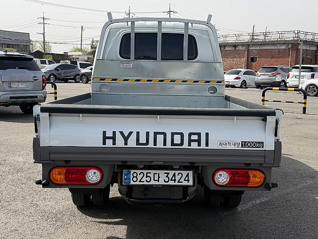 Small Truck Cargo (small) - Vista 3