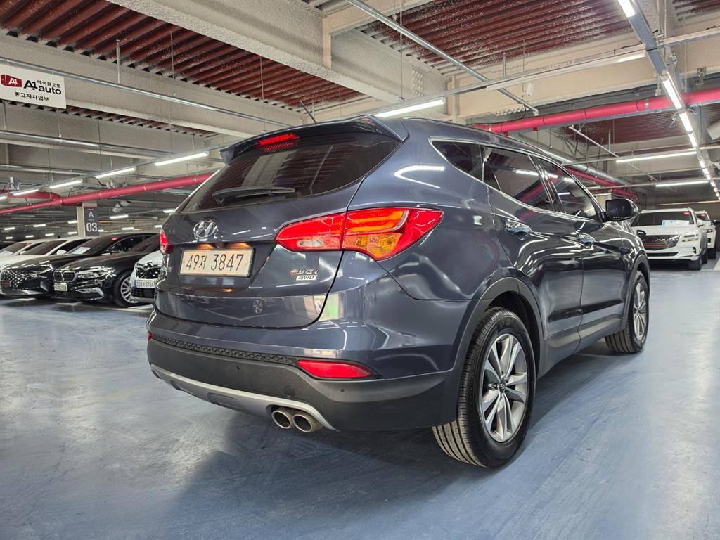 HYUNDAI Santa Fe - Vista 2
