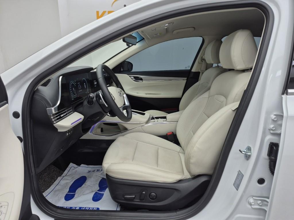 HYUNDAI Grandeur - Vista 11