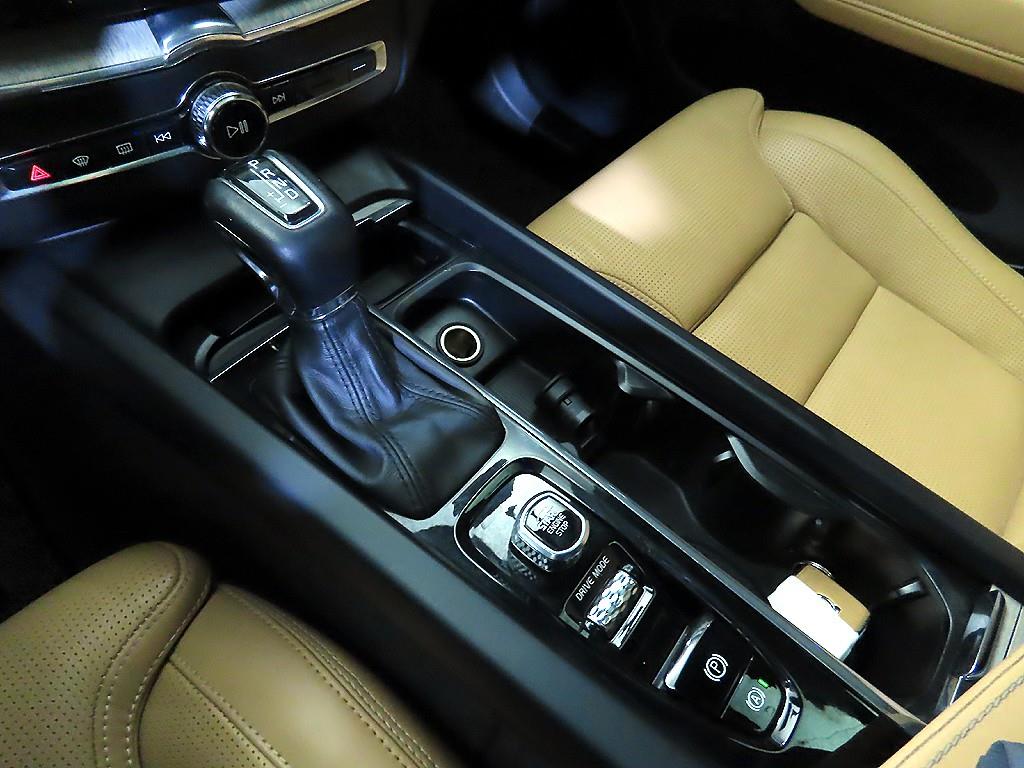 Volvo XC60 - Vista 12